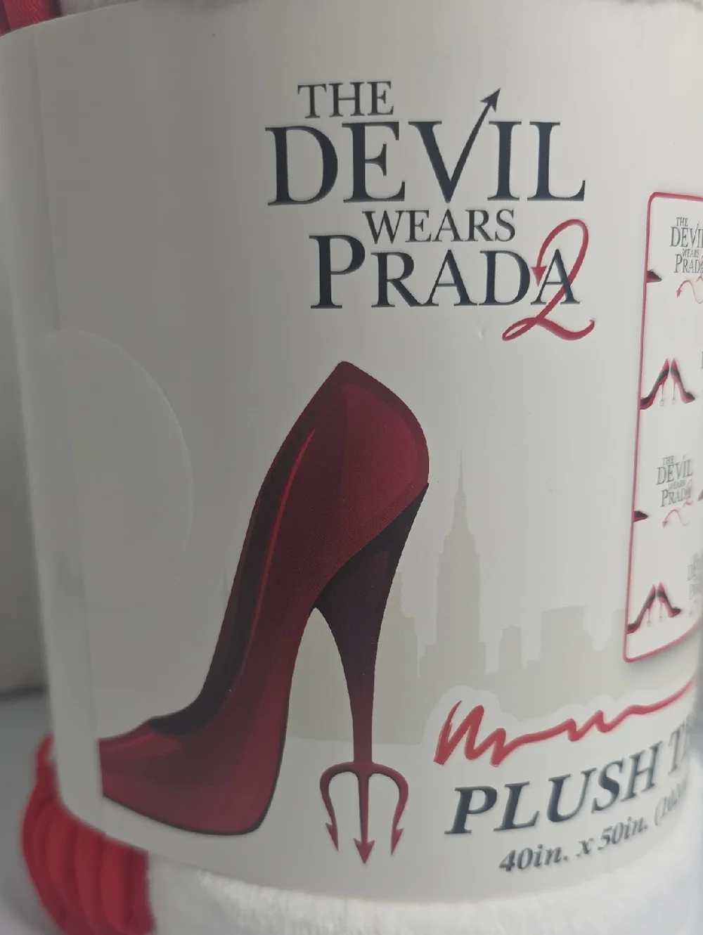 The Devil Weara PRADA 2 Plush Thrown